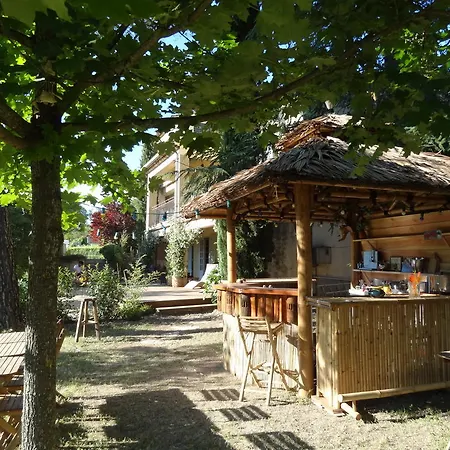 Bed & Breakfast Lumières Goult